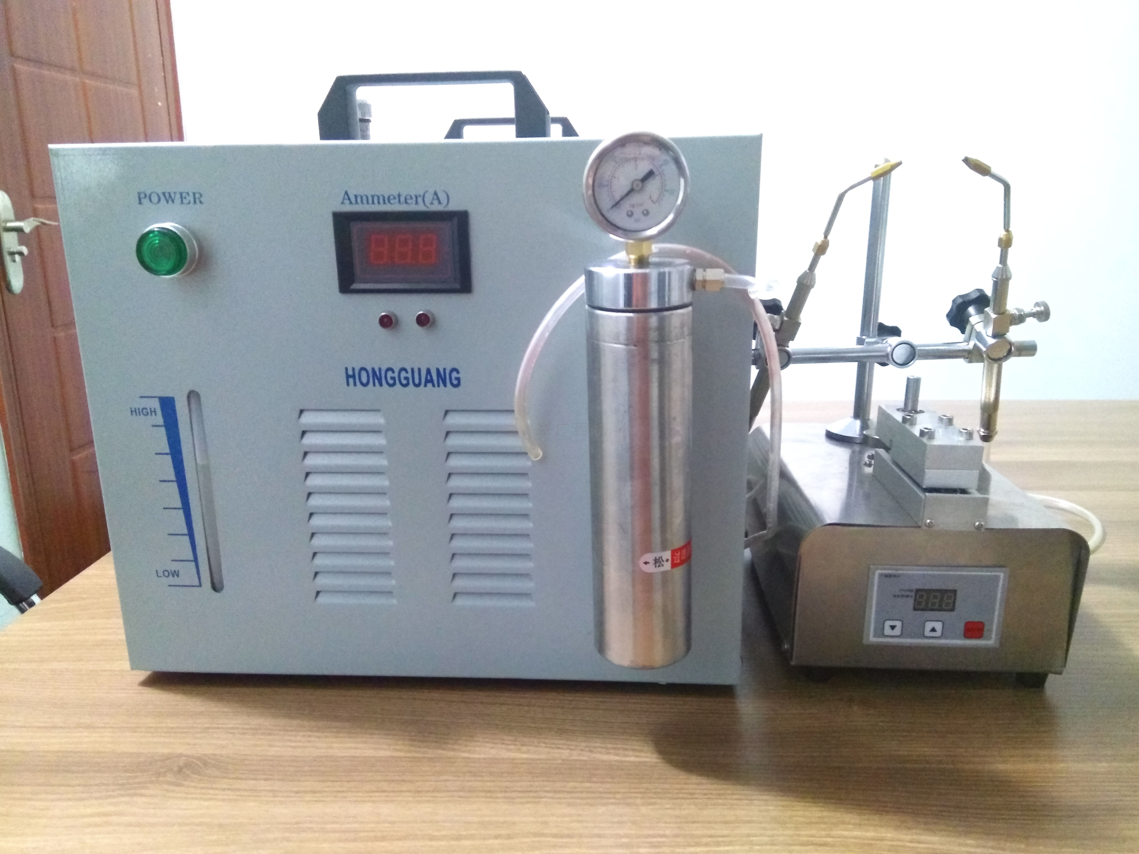 OHYH-200A自動(dòng)轉(zhuǎn)瓶熔封機(jī)